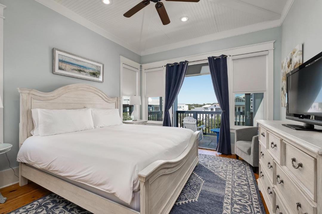 Photo of Bedroom in Inlet Beach