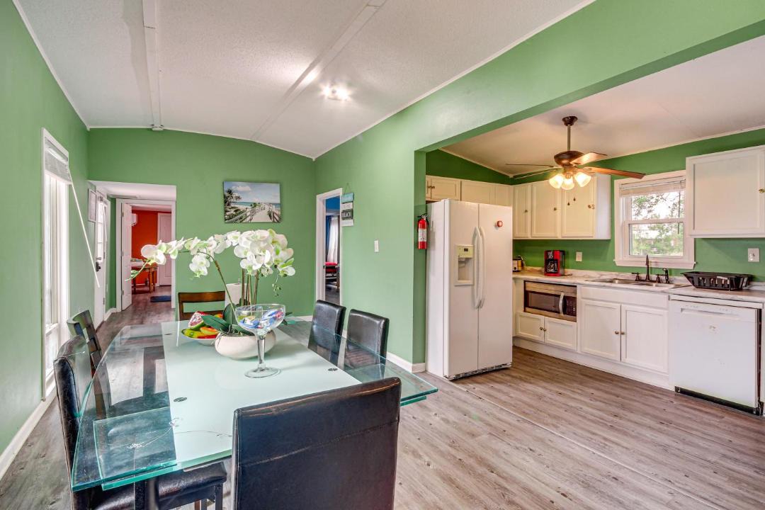 Photo of Kitchen in Shoreline Park