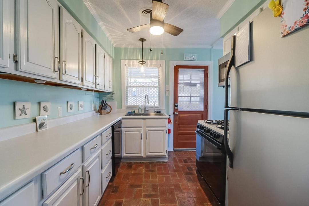 Photo of Kitchen in Long Beach