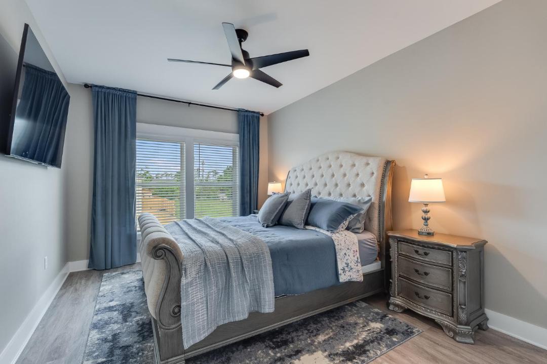 Photo of Bedroom in Upper Grand Lagoon