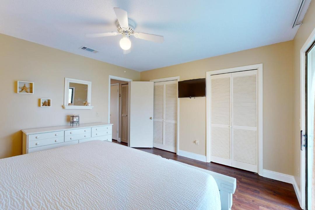 Photo of Bedroom in El Centro Beach
