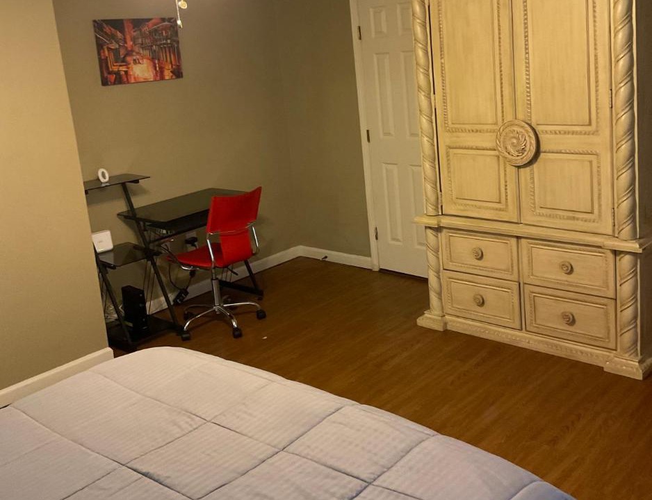 Photo of Bedroom in Kenner - Louis Armstrong International Airport