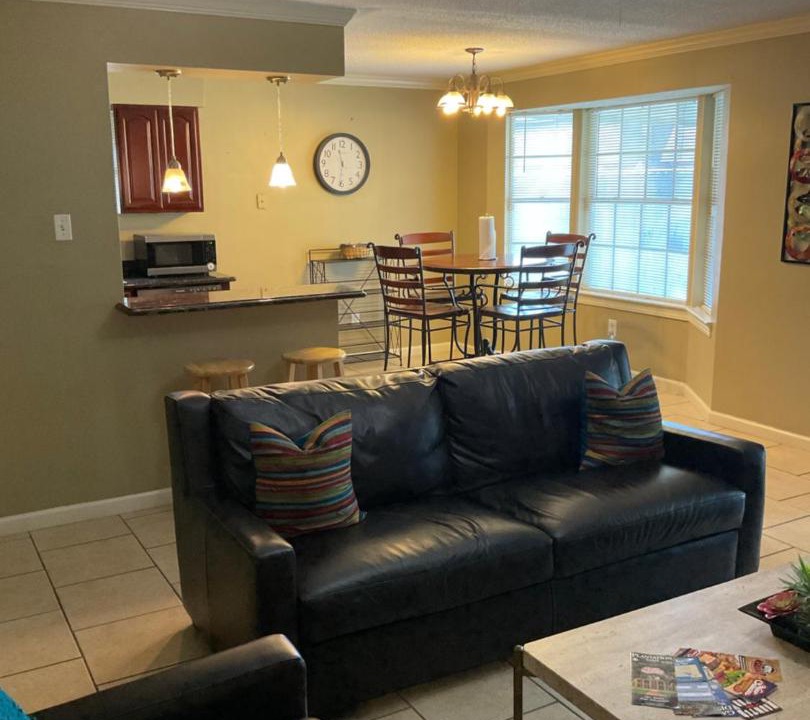 Photo of Livingroom in Kenner - Louis Armstrong International Airport