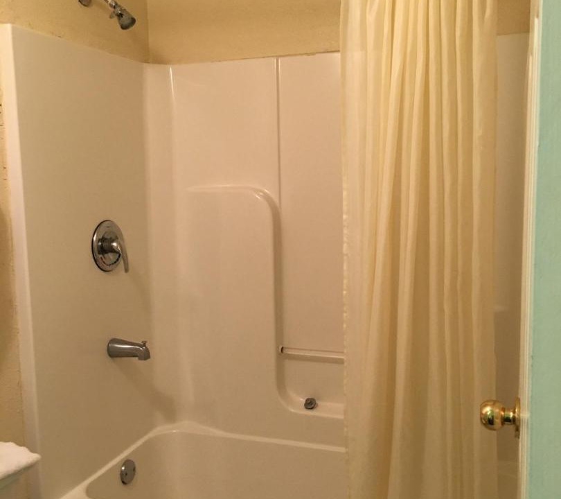 Photo of Bathroom in Pine Forest