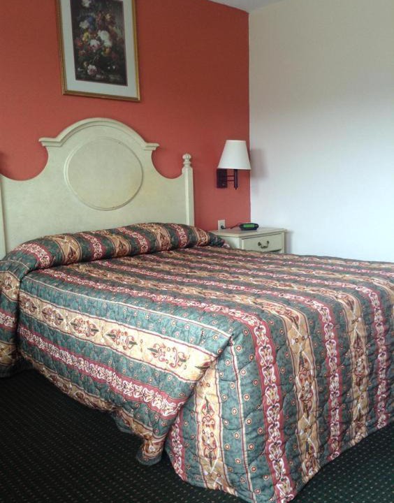 Photo of Bedroom in Gentilly Woods