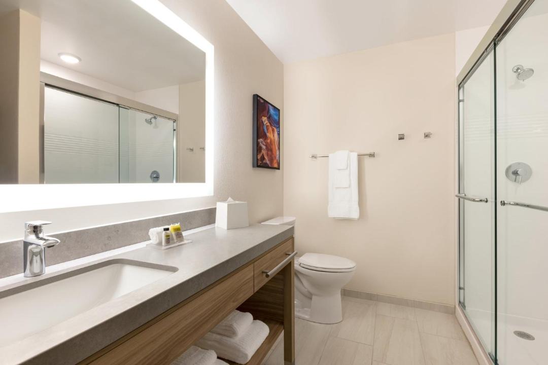 Photo of Bathroom in Callaway