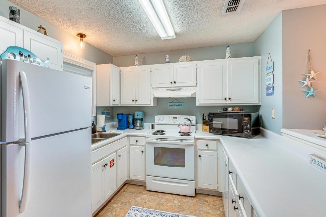 Photo of Kitchen in Bahama Beach