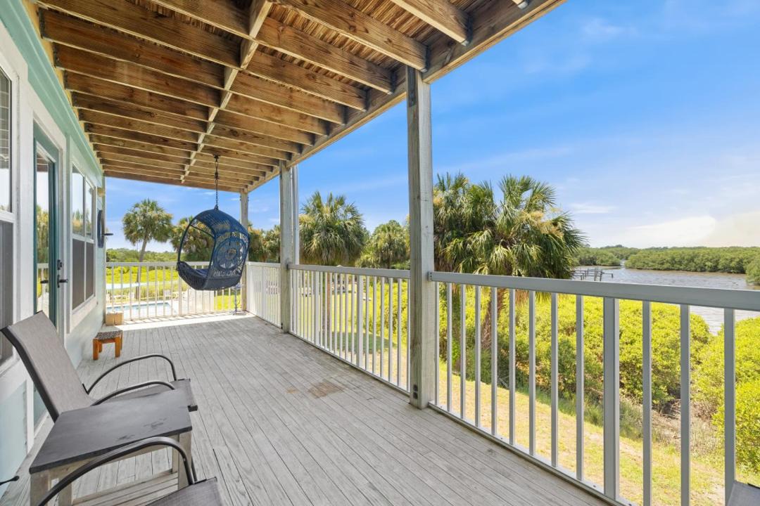Photo of Patio Balcony in Cedar Key