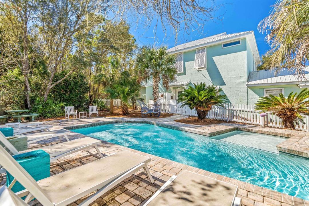 Photo of Patio Balcony in Sugarwood Beach