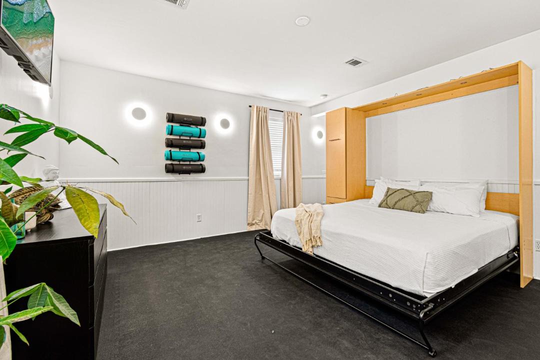 Photo of Bedroom in Dune Allen Beach
