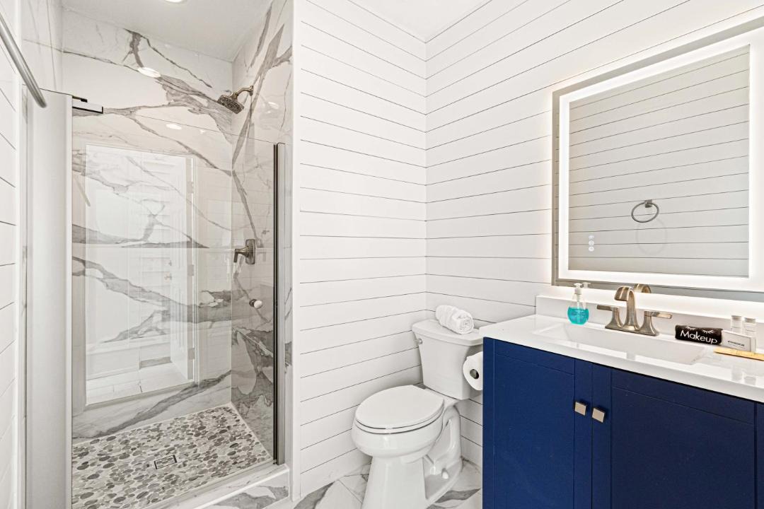 Photo of Bathroom in Dune Allen Beach
