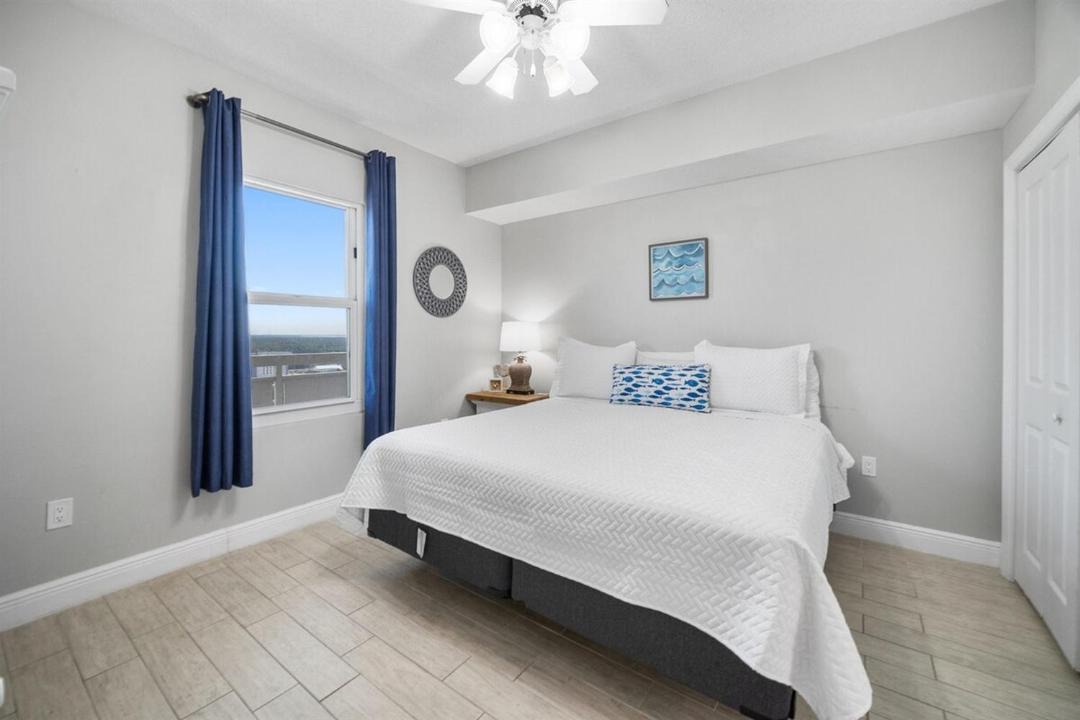 Photo of Bedroom in Miramar Beach