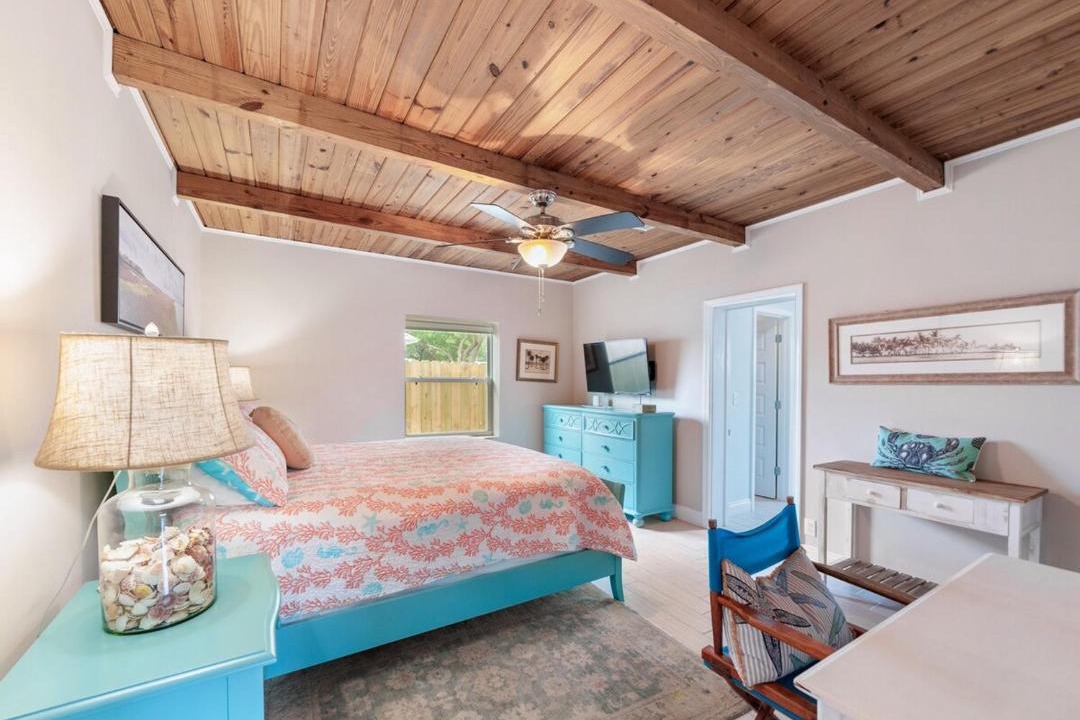 Photo of Bedroom in Laguna Beach Estates
