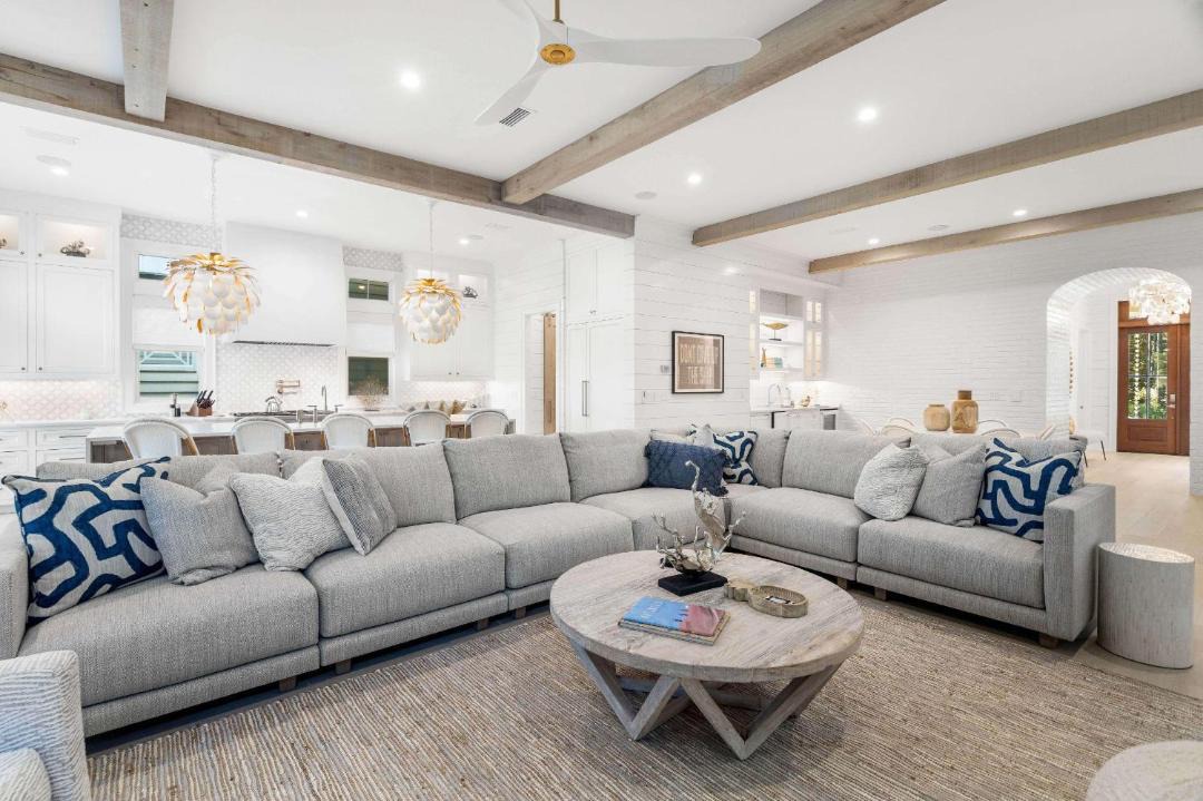 Photo of Livingroom in Forest District