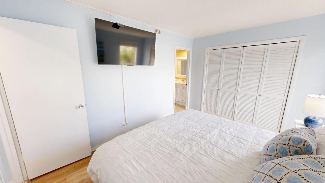 Photo of Bedroom in Holiday Isle