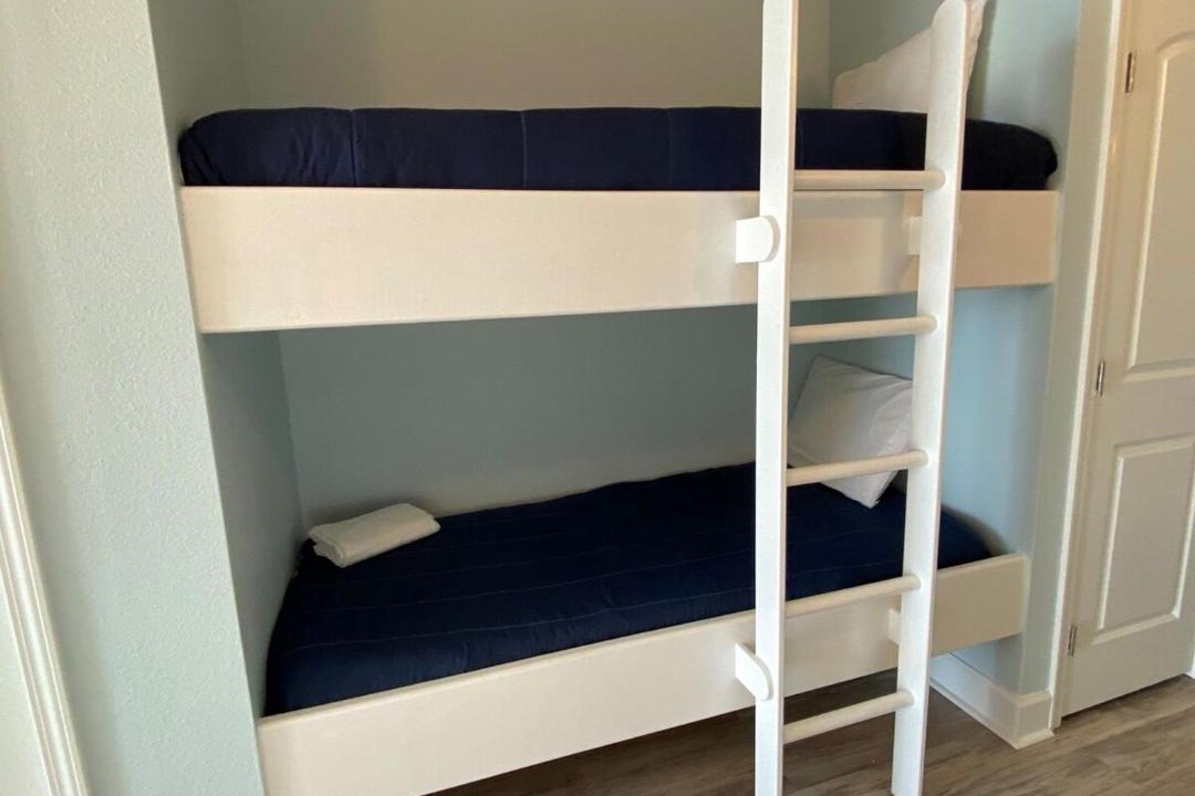 Photo of Bedroom in Miramar Beach