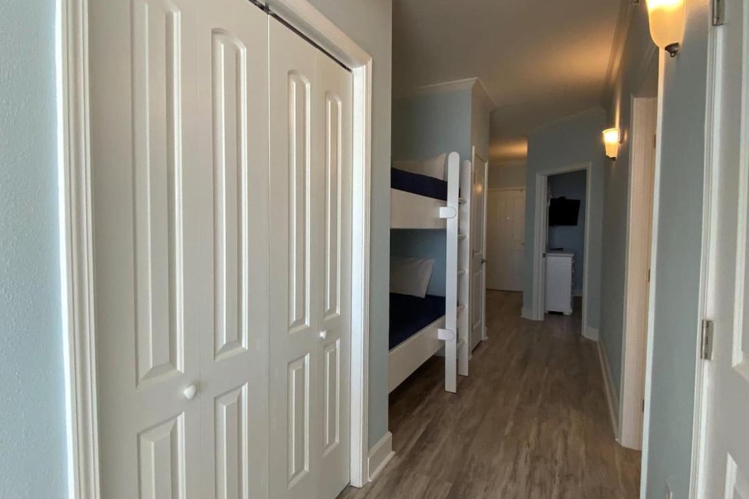 Photo of Bedroom in Miramar Beach