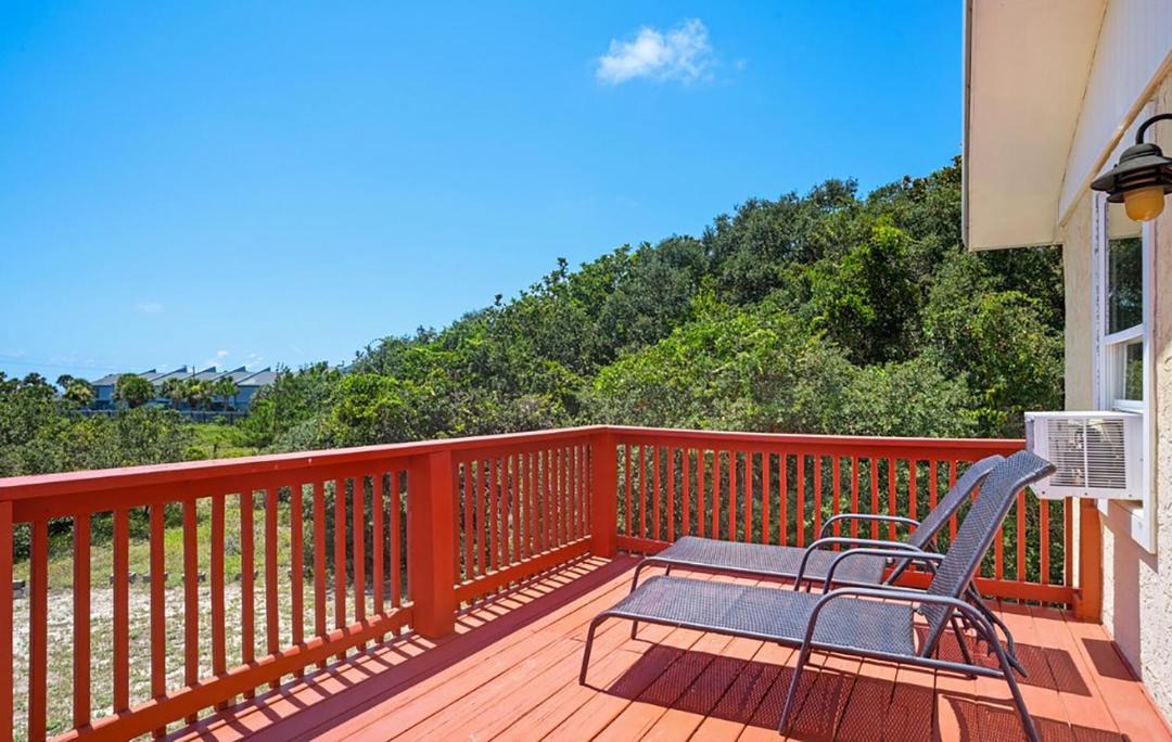 Photo of Patio Balcony in Kiska Beach