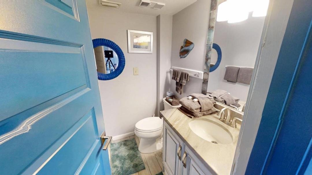 Photo of Bathroom in Thomas Drive