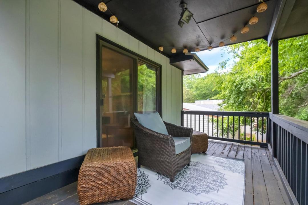 Photo of Patio Balcony in Live Oak Hills