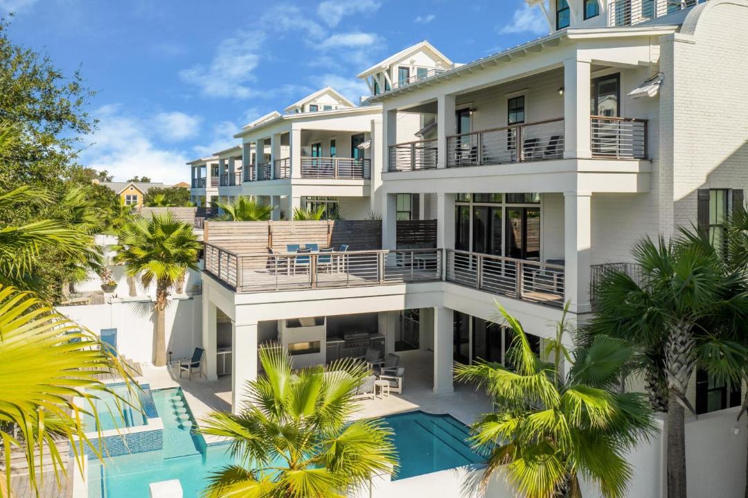 Photo of Patio Balcony in Crystal Beach