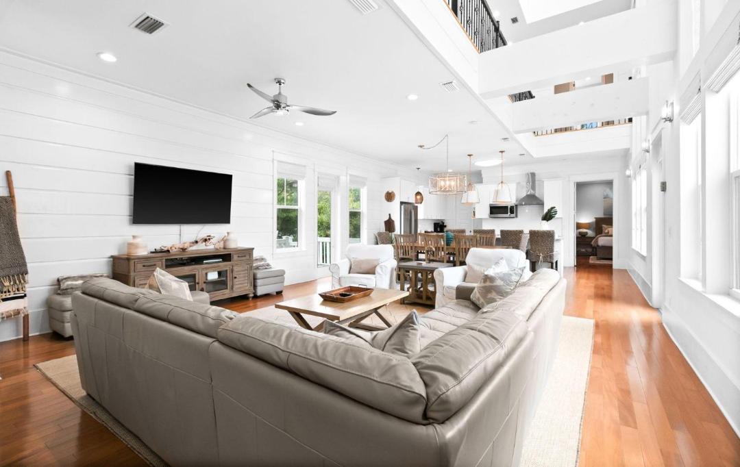 Photo of Livingroom in Seacrest
