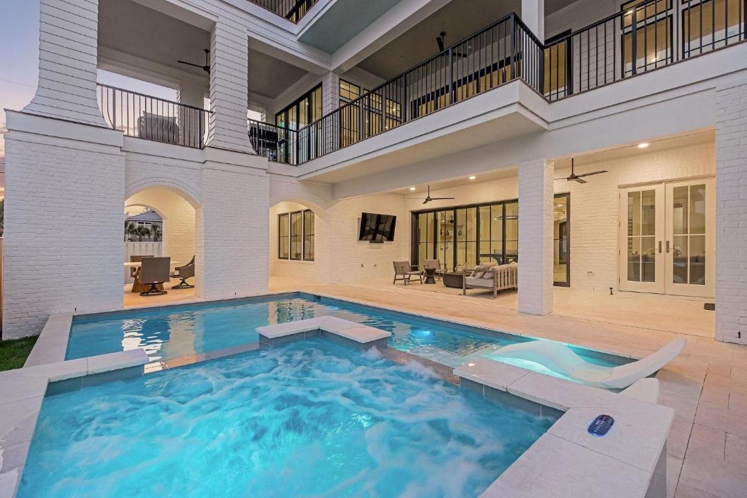 Photo of Patio Balcony in Inlet Beach