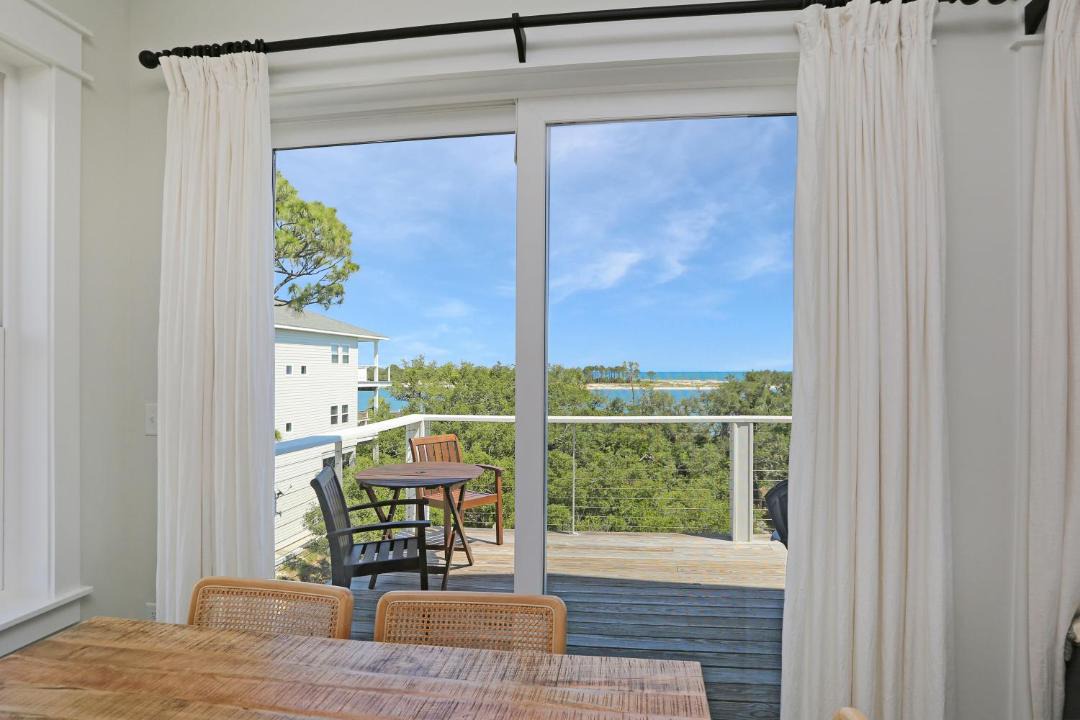 Photo of Patio Balcony in Indian Pass
