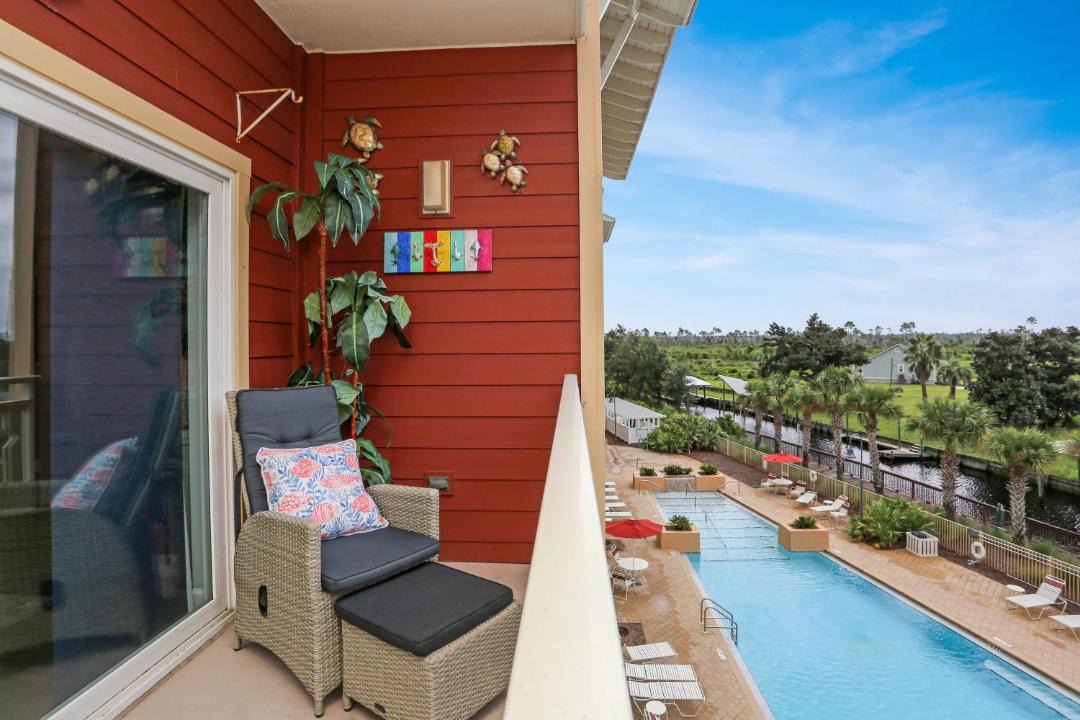 Photo of Patio Balcony in Waterside Village