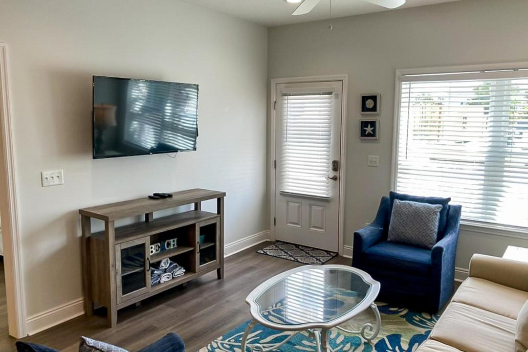 Photo of Livingroom in Mexico Beach