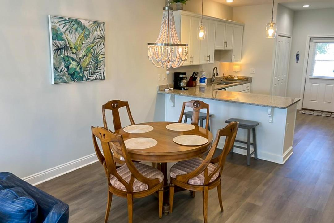 Photo of Livingroom in Mexico Beach