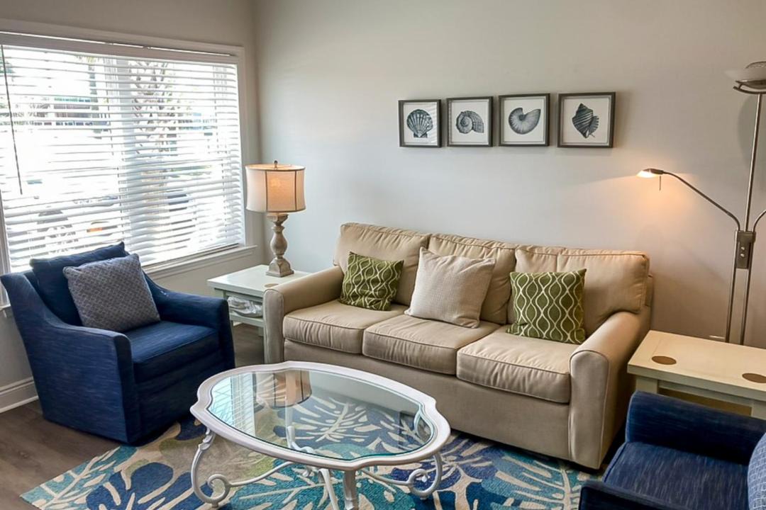 Photo of Livingroom in Mexico Beach