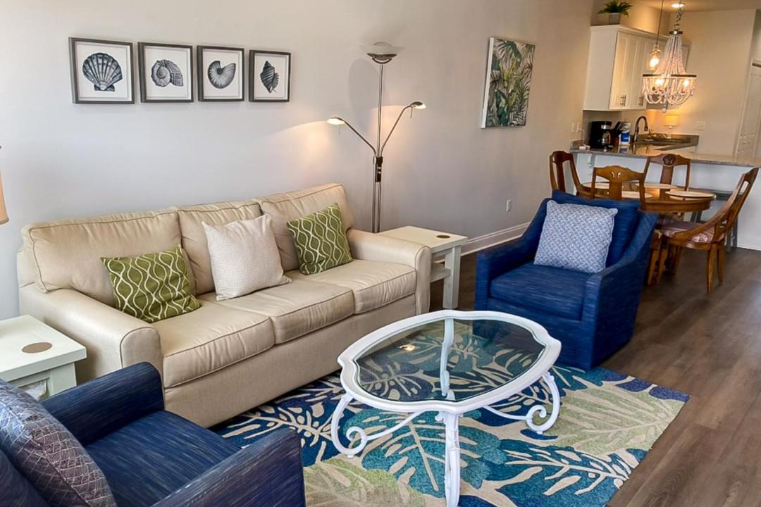 Photo of Livingroom in Mexico Beach