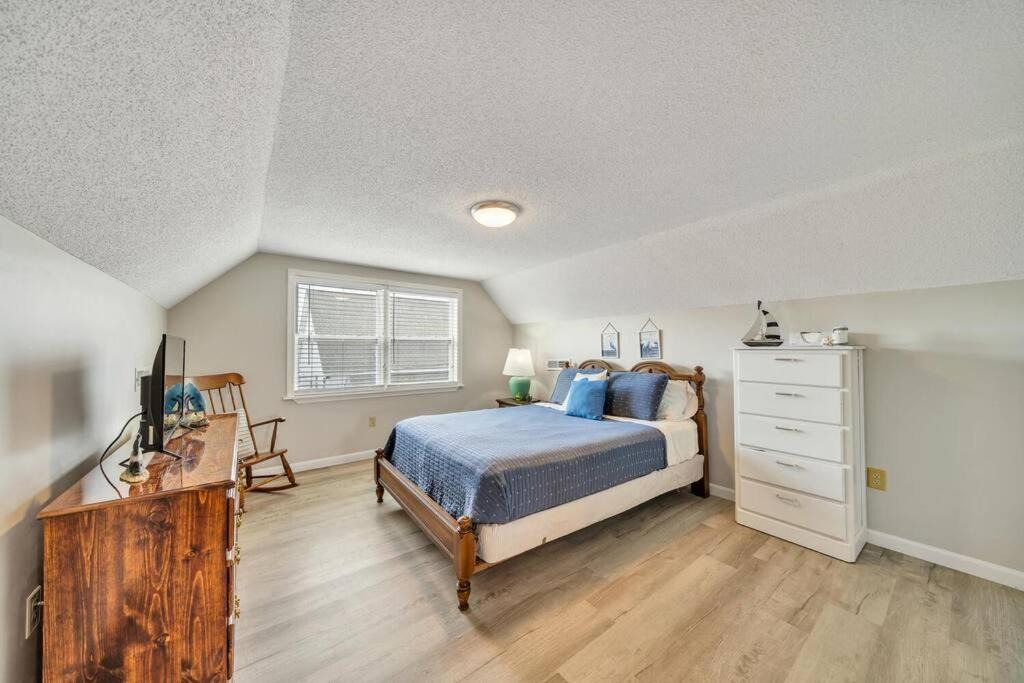 Photo of Bedroom in Laguna Beach Estates