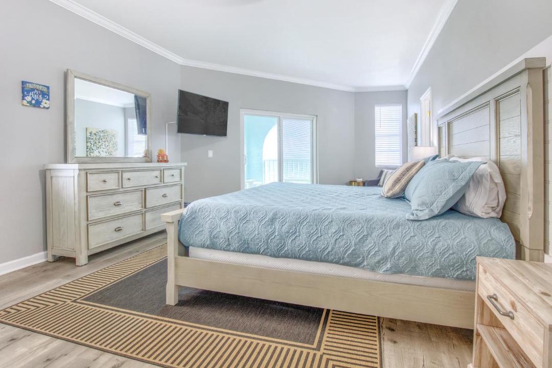 Photo of Bedroom in Gulf Lagoon Beach