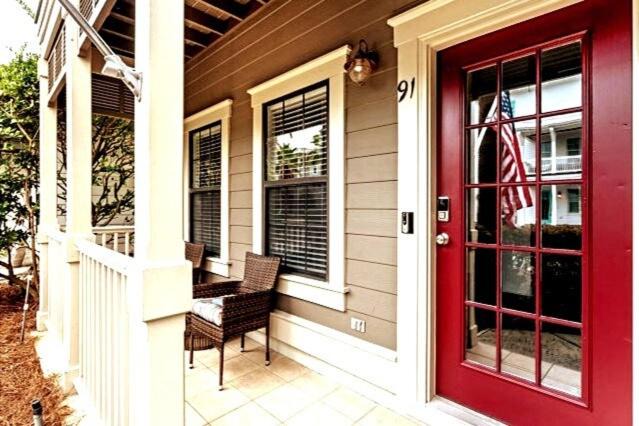 Photo of Patio Balcony in Emerald Waters Village