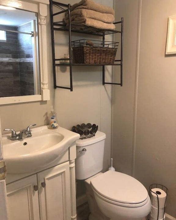 Photo of Bathroom in Crawfordville