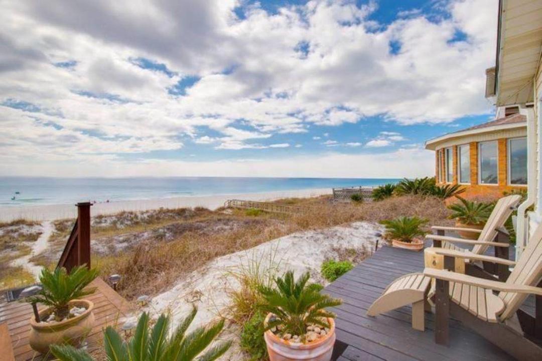 Photo of Patio Balcony in Kiska Beach