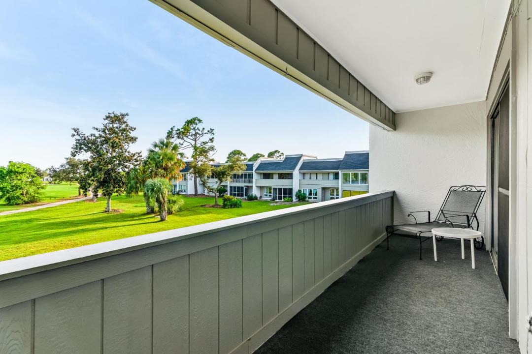 Photo of Patio Balcony in Upper Grand Lagoon