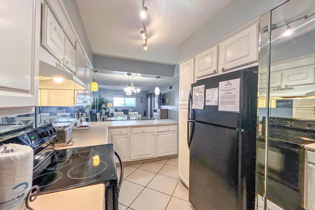 Photo of Kitchen in Biltmore Beach