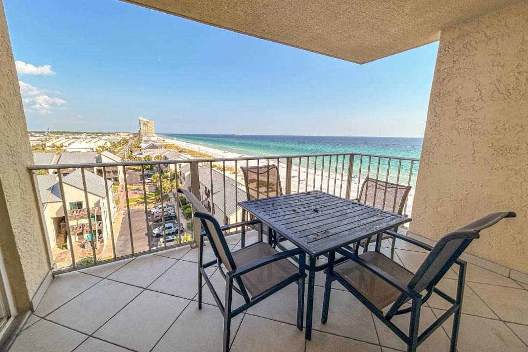 Photo of Patio Balcony in Biltmore Beach