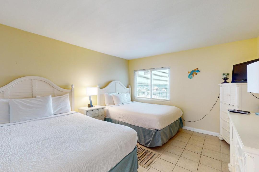 Photo of Bedroom in Biltmore Beach