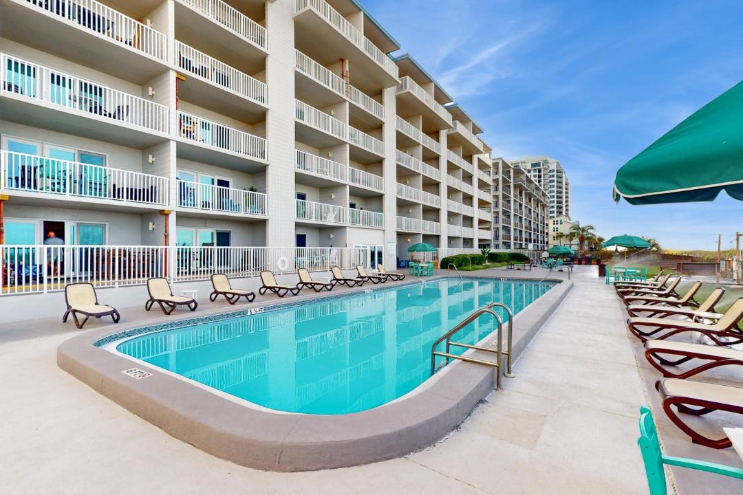 Photo of Patio Balcony in Biltmore Beach