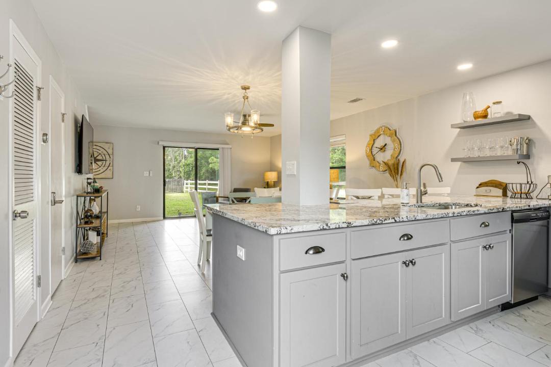 Photo of Kitchen in Mary Esther