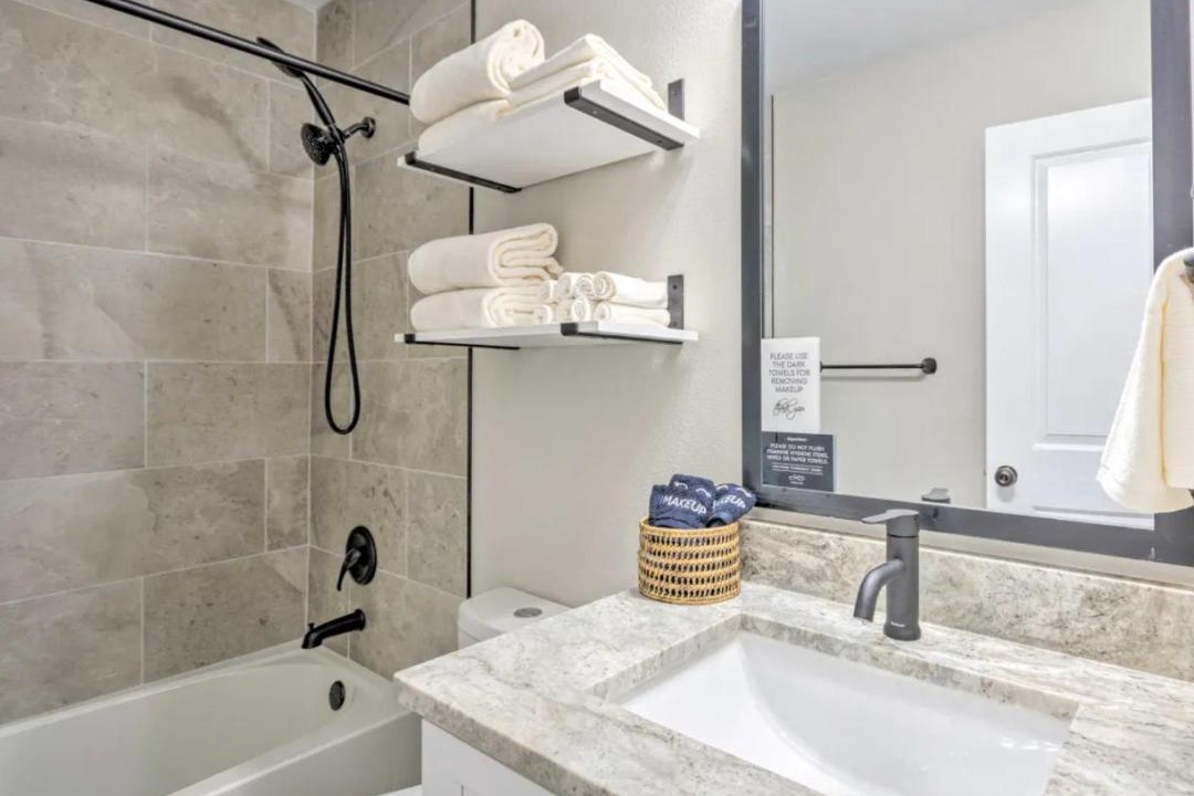 Photo of Bathroom in Wright