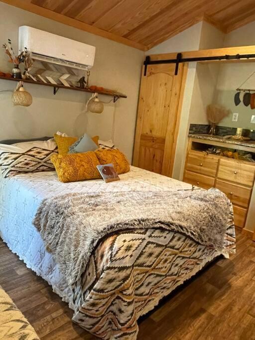Photo of Bedroom in Mineola