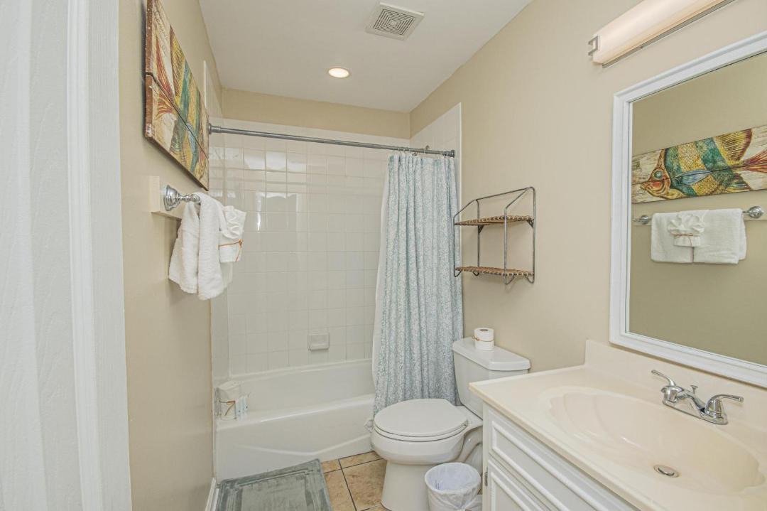 Photo of Bathroom in Sunnyside