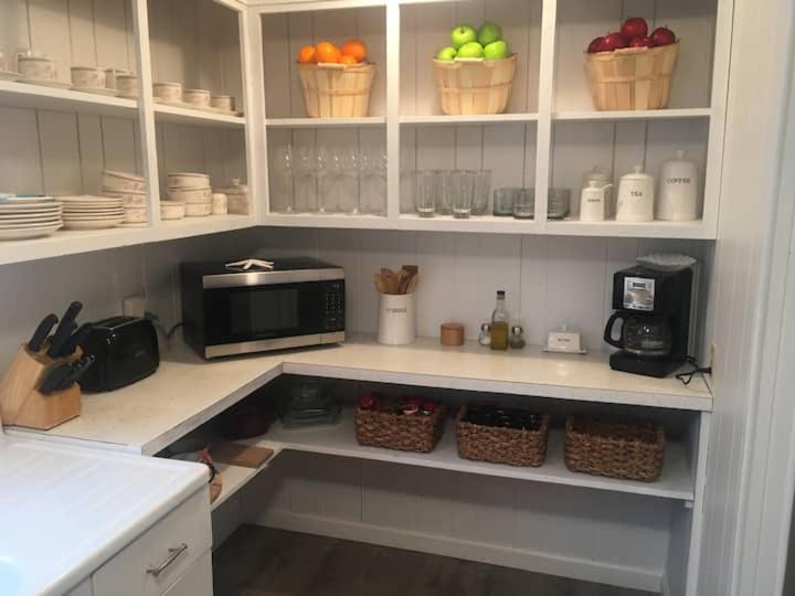Photo of Kitchen in Laguna Beach Estates