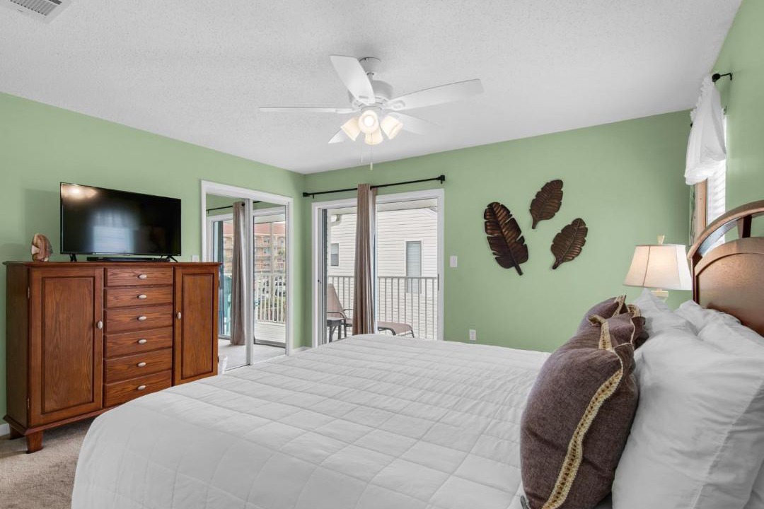 Photo of Bedroom in Miramar Beach