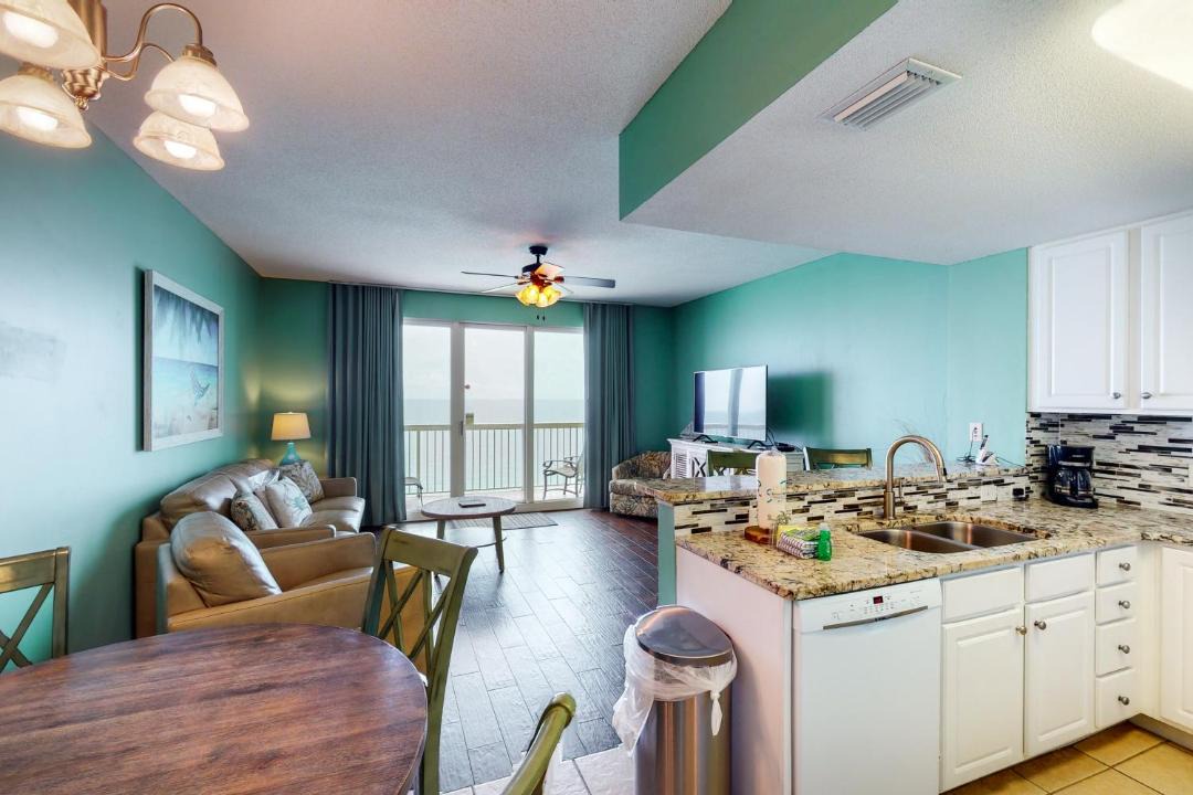 Photo of Kitchen in Lower Grand Lagoon